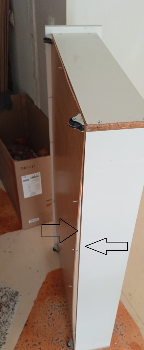 гвоздиками)))) Себе в зад бы  гвоздики?