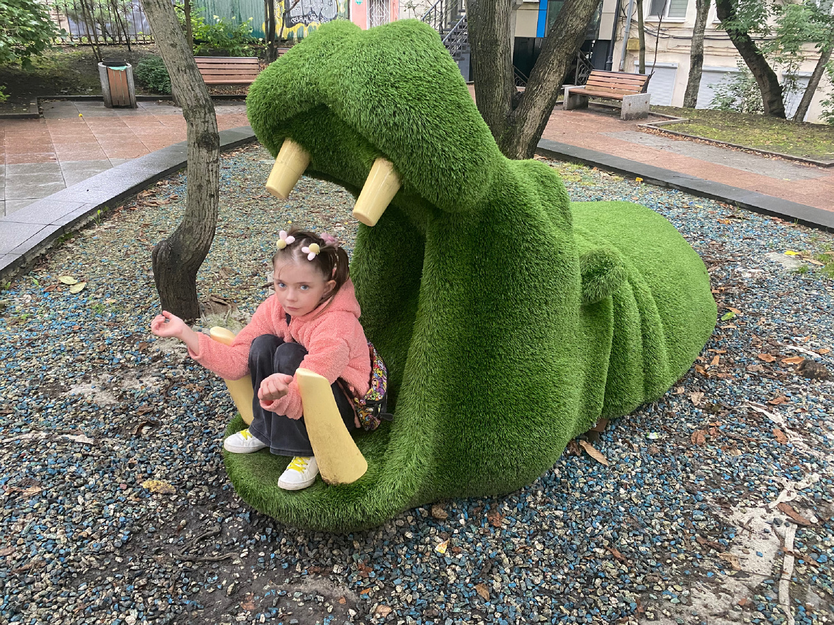 Обошли центр, нашли гиппопотама 😁 Фото автора