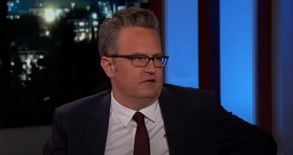    Мэттью Перри. Источник: кадр выпуска шоу Джимми Киммела