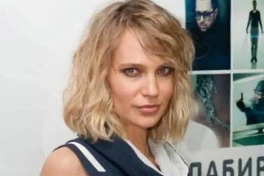    Mash: певица Глюкоза отказалась от пребывания в рехабе после скандального концерта в Красноярске