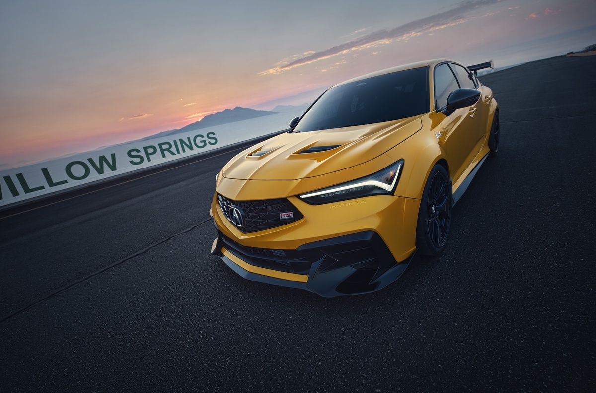    Acura