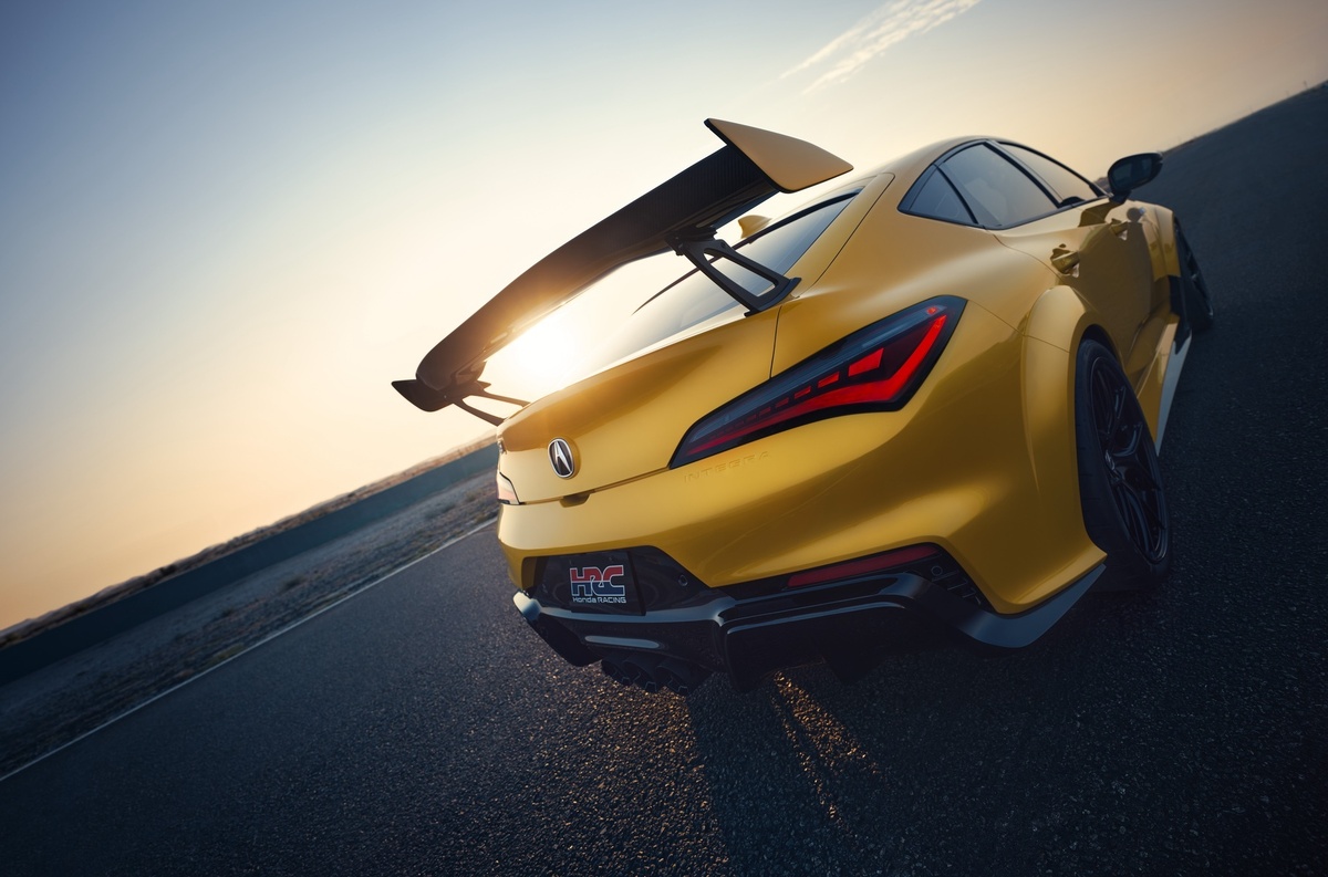    Acura