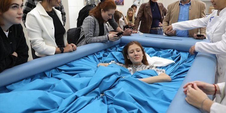    Елена Либрик