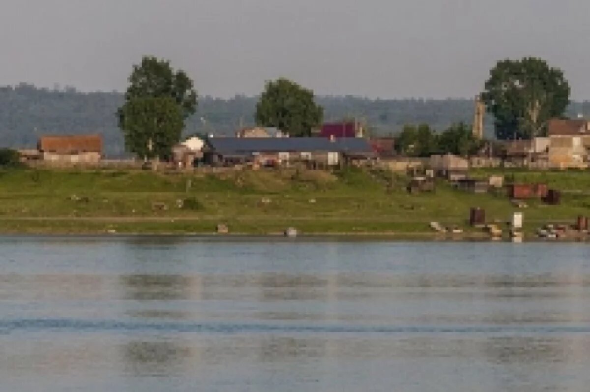    В Красноярском крае из-за опрокинутой лодки погиб человек