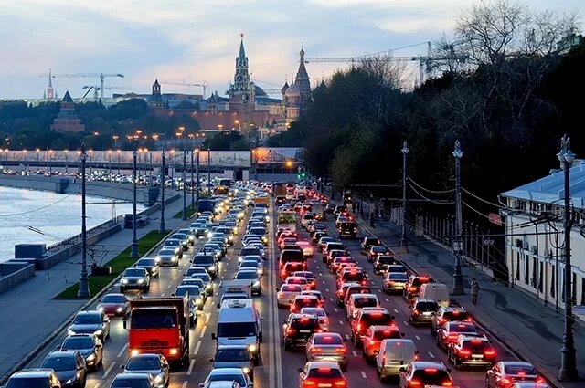    Во сколько в Москве начнутся пробки в пятницу, 16 августа?