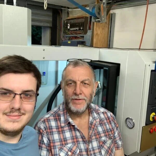 Владельцы Bespoke Engineering Designs Крис и Джеймс Куэйл (Великобритания)