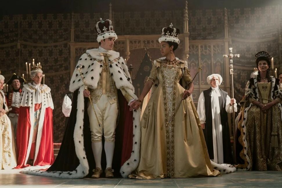 Кадры из сериала «Королева Шарлотта: История Бриджертонов» 2023 