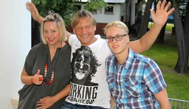 Дмитрий Харатьян с детьми, соцсети