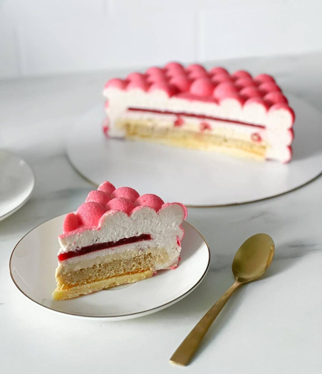 МУССОВЫЙ ТОРТ МАЛИНА ФИСТАШКА