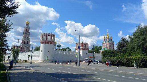 ЗНАМЕНИТЫЙ КЛИНИЧЕСКИЙ ГОРОДОК