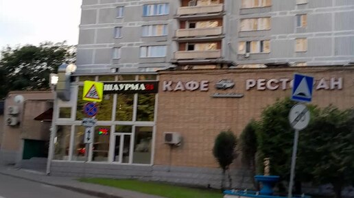 Волжский машины во дворе. 50 лет автовазу. Волгоград на карте от москвы. Москва волжский на машине. Москва волжский на машине.