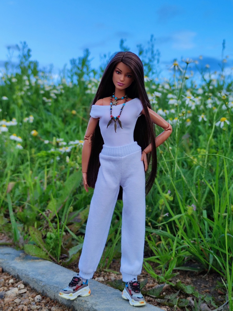 Barbie Looks #22 Виктория – Вероника
