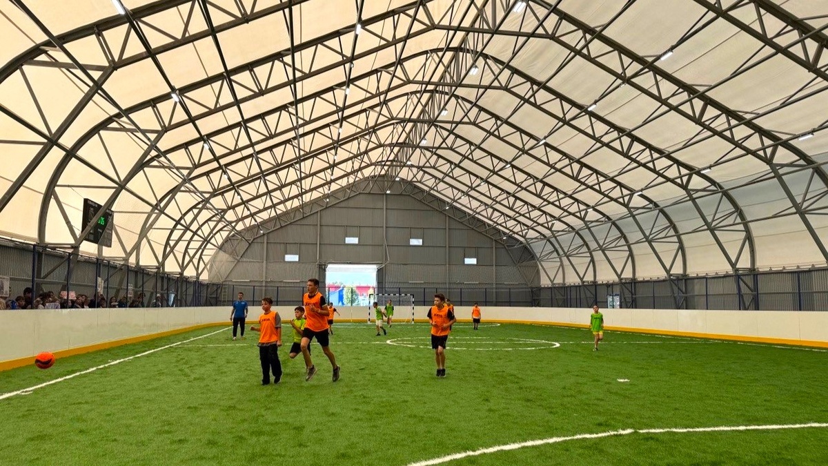    В деревне Лямина при поддержке нефтяников построили новый спортивный комплекс