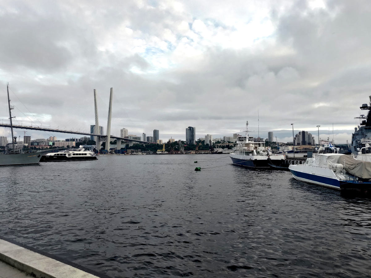 Владивосток 20хх. Фото автора.