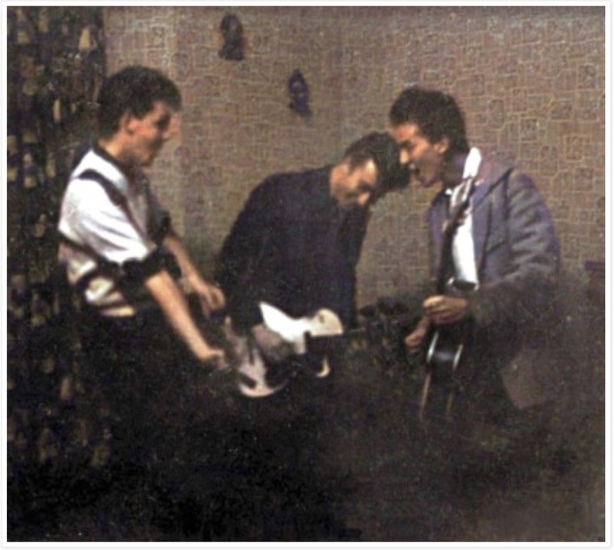 Фото колоризировано Марком Кобли-Джонсом, http://beatlesliverpoollocations.blogspot.com/?m=1