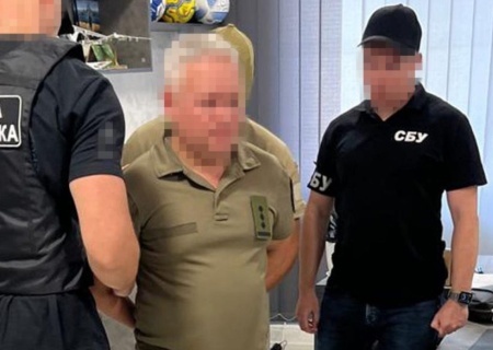    В Киевской области поймали военкомов, которые брали с уклонистов по $37 тысяч
