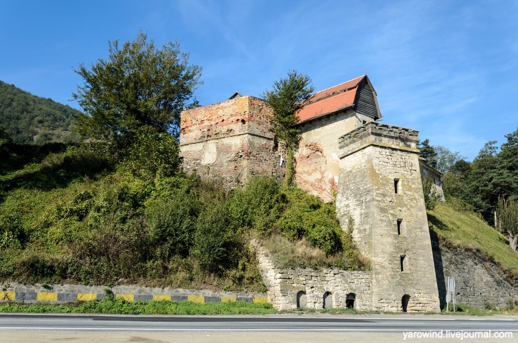 Красная башня, Румыния