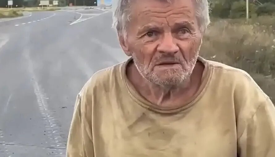 Фото: соцсети. Пенсионер, на которым издевались солдаты ВСУ