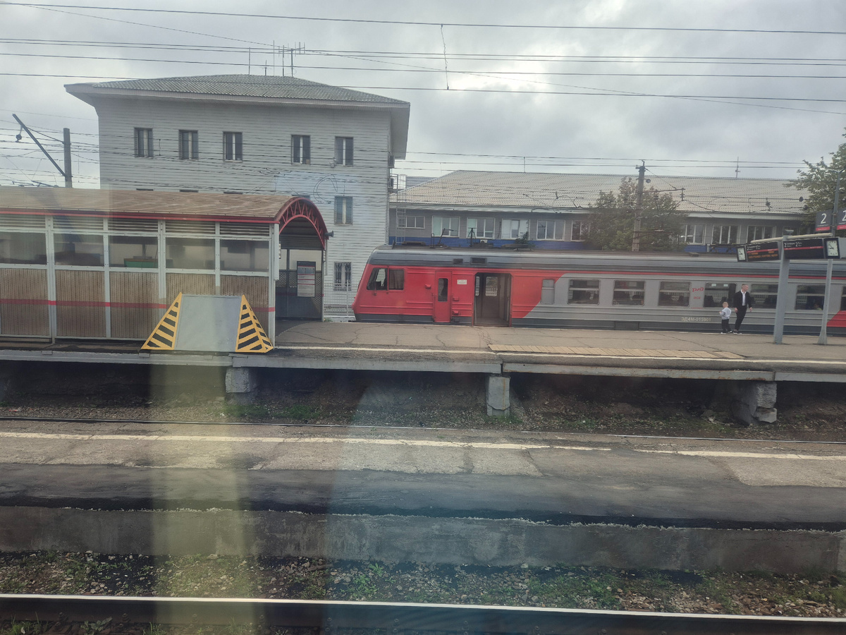 Виды из окна.