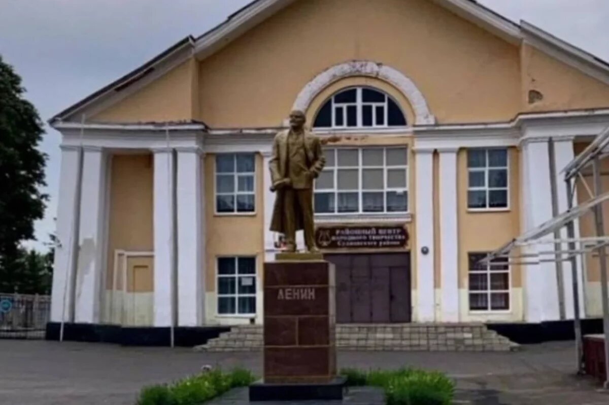    Глава Суджи Слащев не подтвердил снос памятника Ленину в городе бойцами ВСУ