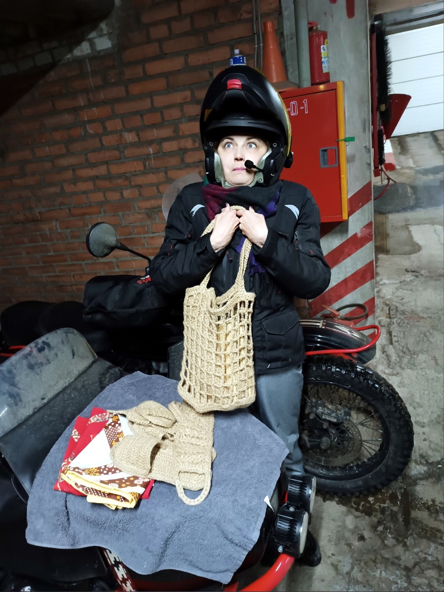 Прикольные картинки Мотоциклистка рукодельница - вязанье для начинающих