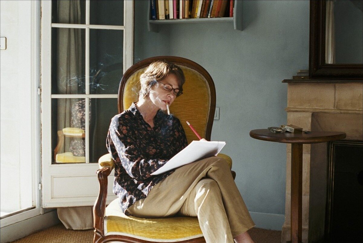 Сара (Шарлотта Рэмплинг)