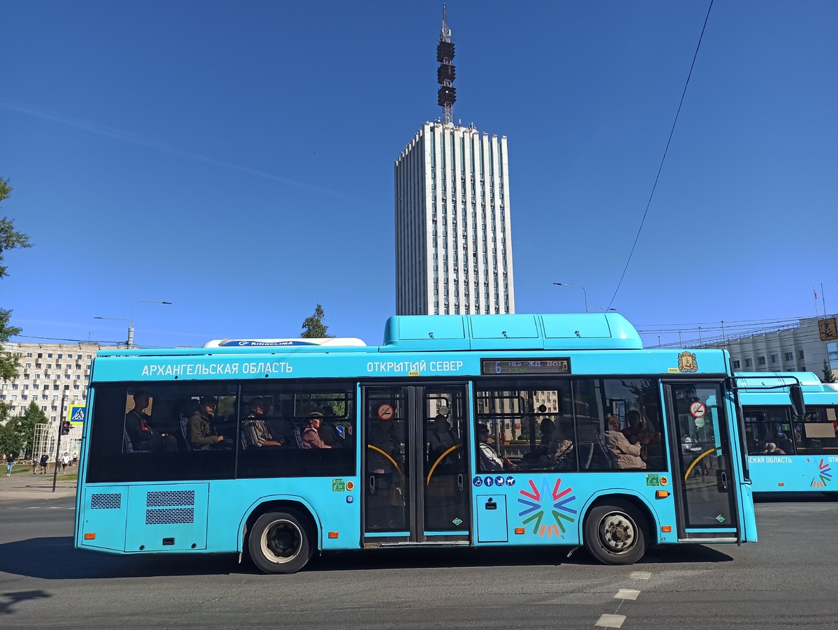 Автобусы в Архангельске. Фото автора.