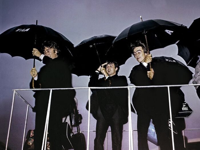 Битлз прибывают в Сидней. Фото из открытых источников