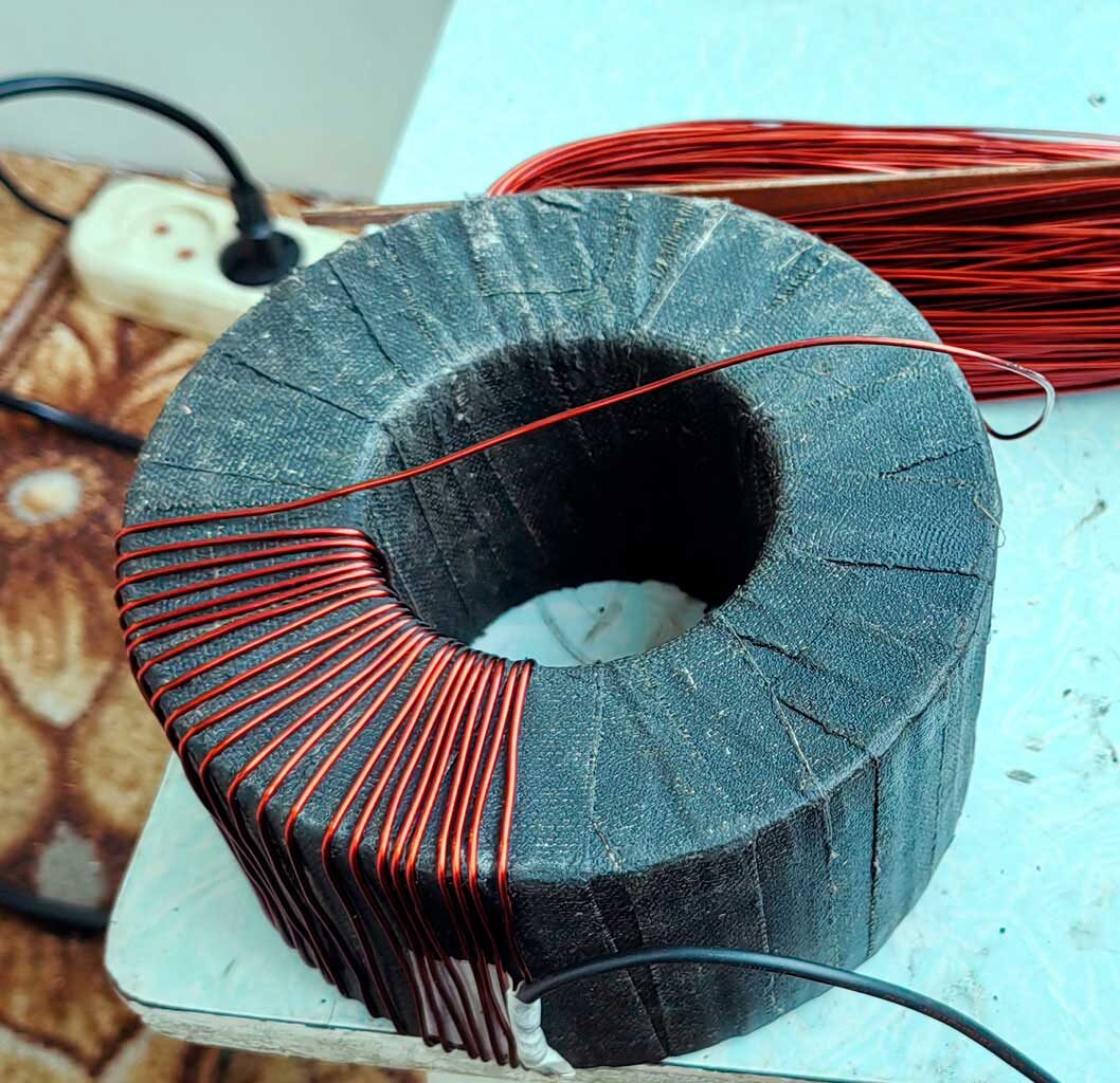 Начало положено, да под лентой щечки проложены из электро картона, все нормально 