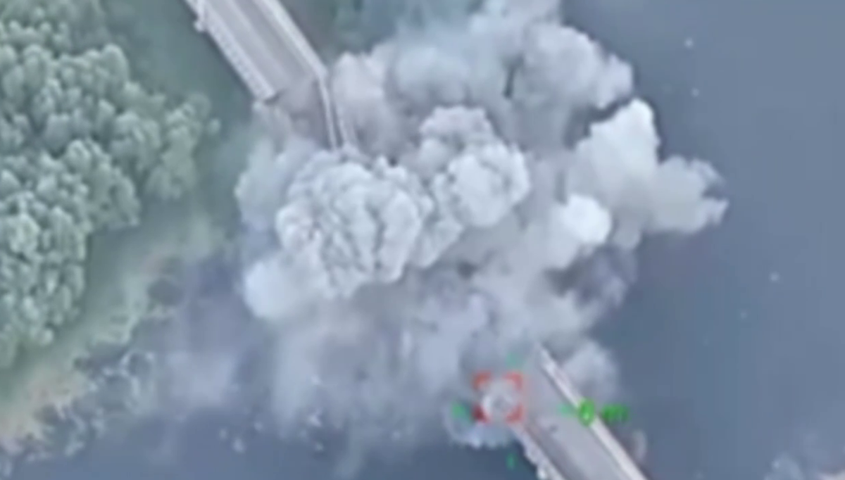 Фото из видео с вражеского дрона