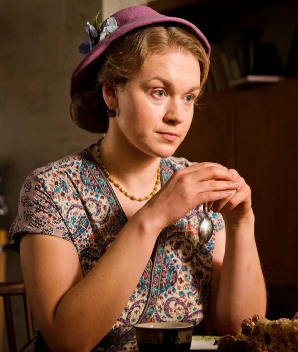  Светлана Колпакова в сериале «Оттепель». / Фото: www.pwcalc.ru