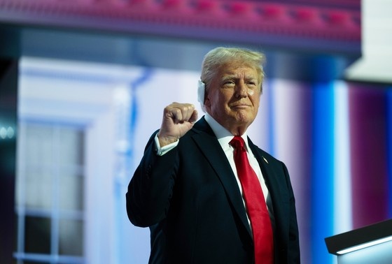    Дональд Трамп