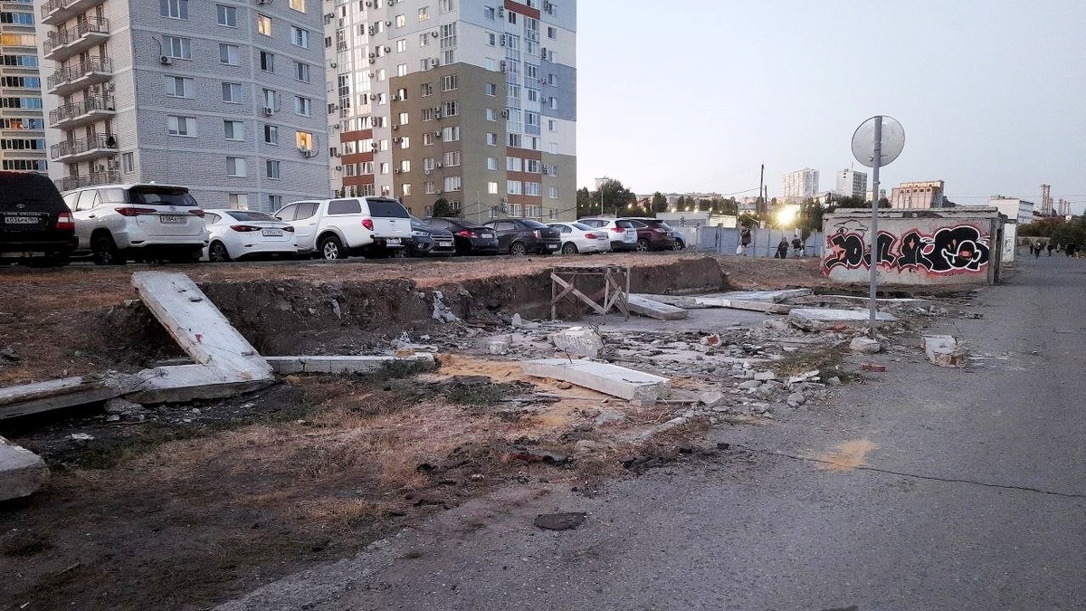    В Саратове на Новой набережной сносят частные гаражиНовости Саратова и области – Сетевое издание «Репортер64»