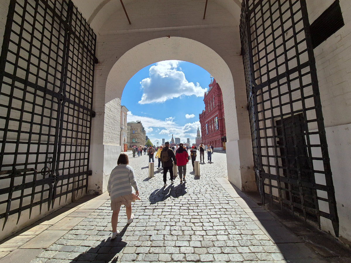 Плитка лежит еще с 1930х годов.