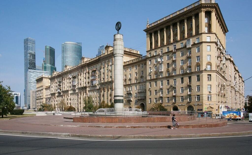 Кутузовский проспект д. 30