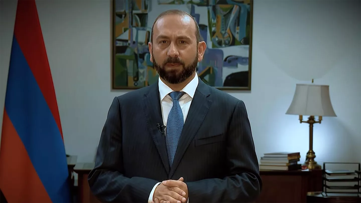 © Photo : Screenshot / Yerevan Dialogue