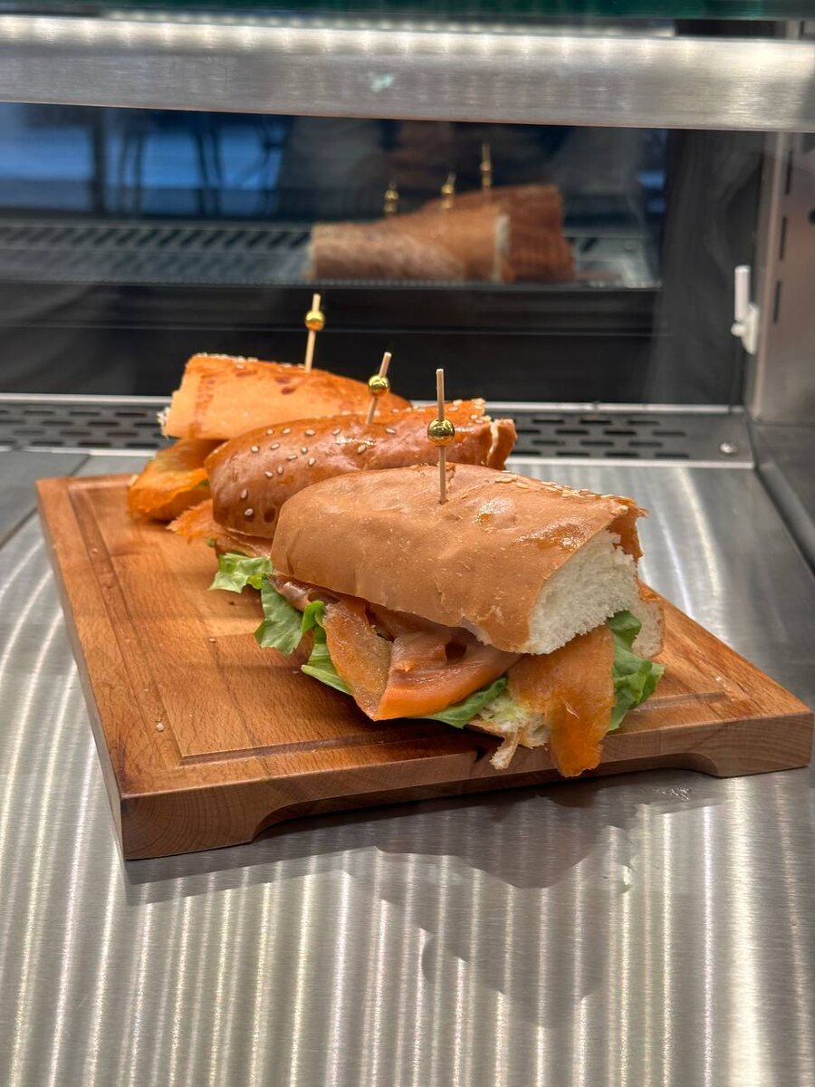 Кафе и бар Gilbert