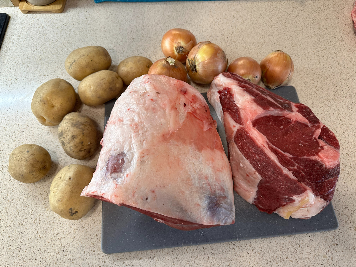 Мясо и овощи. Фото автора