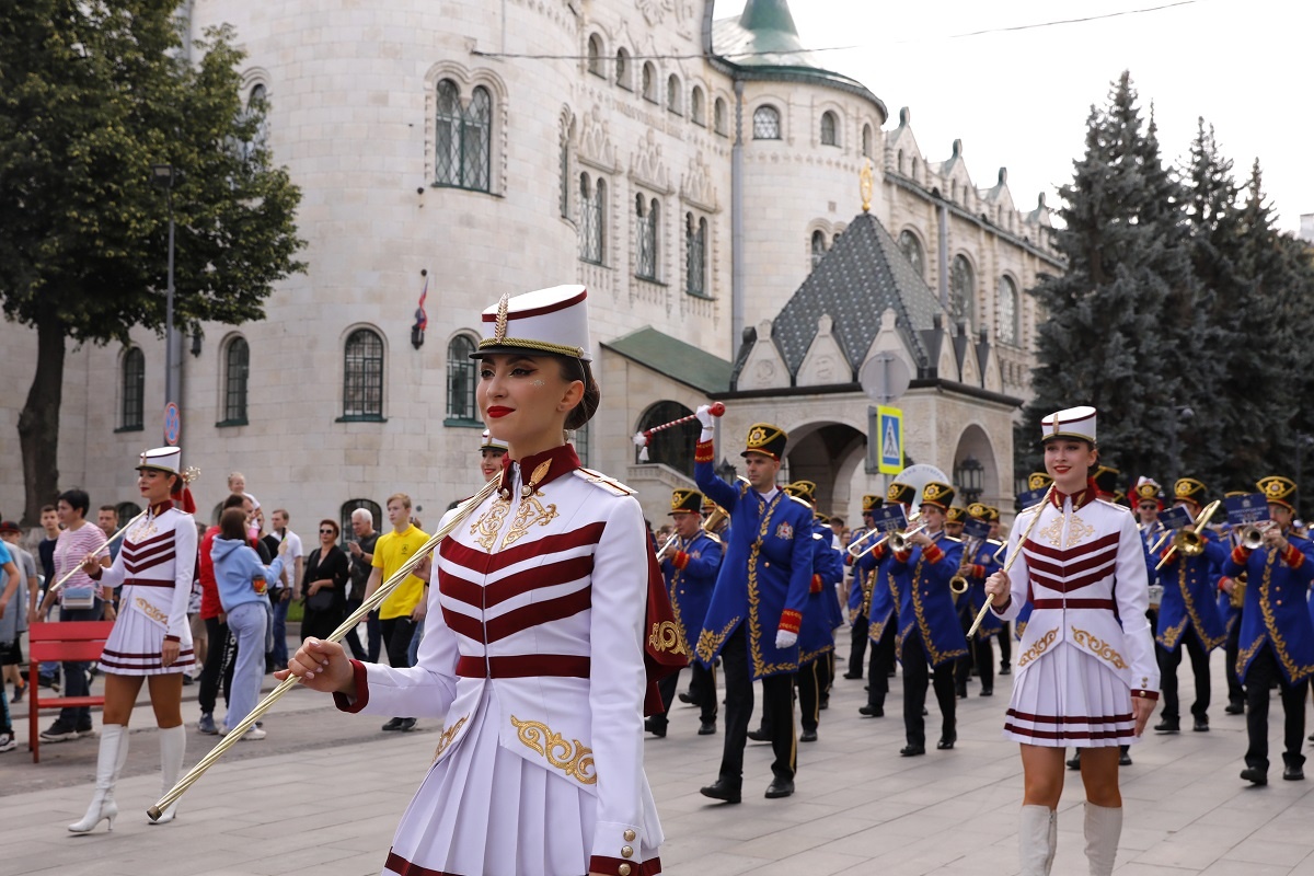    Кира Мишина