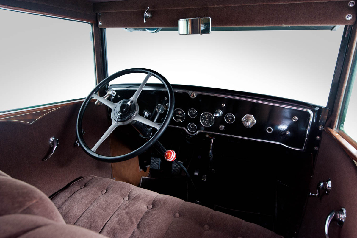 1928 Cadillac Town Sedan