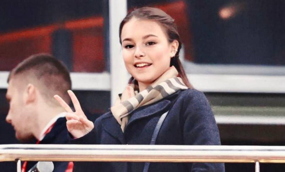    Фигуристка Щербакова стала ходить на матчи "Спартака". Фото: Личная страница Анны Щербаковой в соцсетях