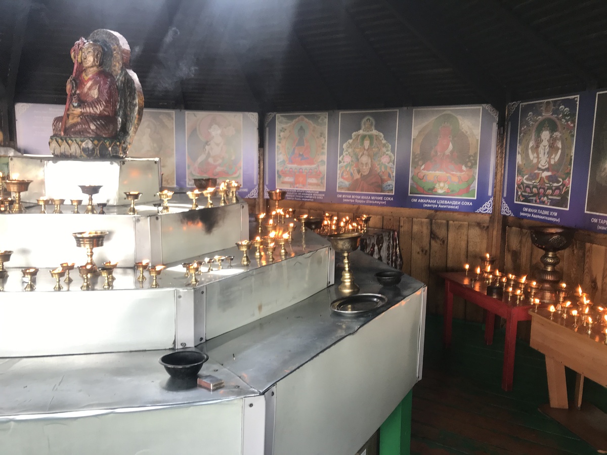 Свечки это ваши голоса - будет светло и тепло! Все зависит от нас!