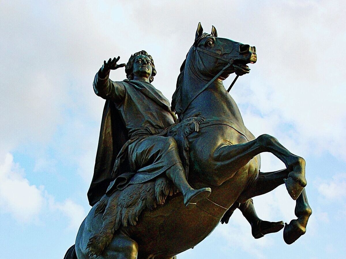    Памятник Петру 1 в Санкт-Петербурге© РИА Новости / Дмитрий Коробейников