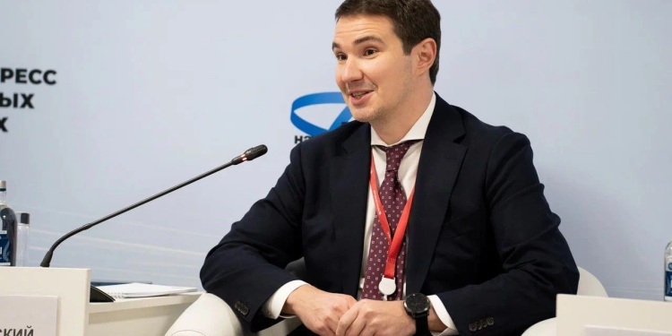    Минобрнауки РФ