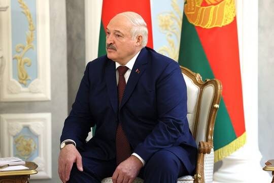    Александр Лукашенко: Украина идёт с Курской областью на повышение ставок, но это не сработает
