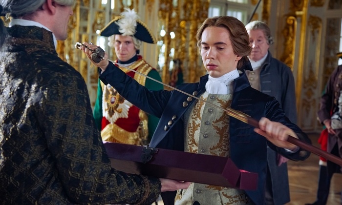    Первый реабилитирует Павла I