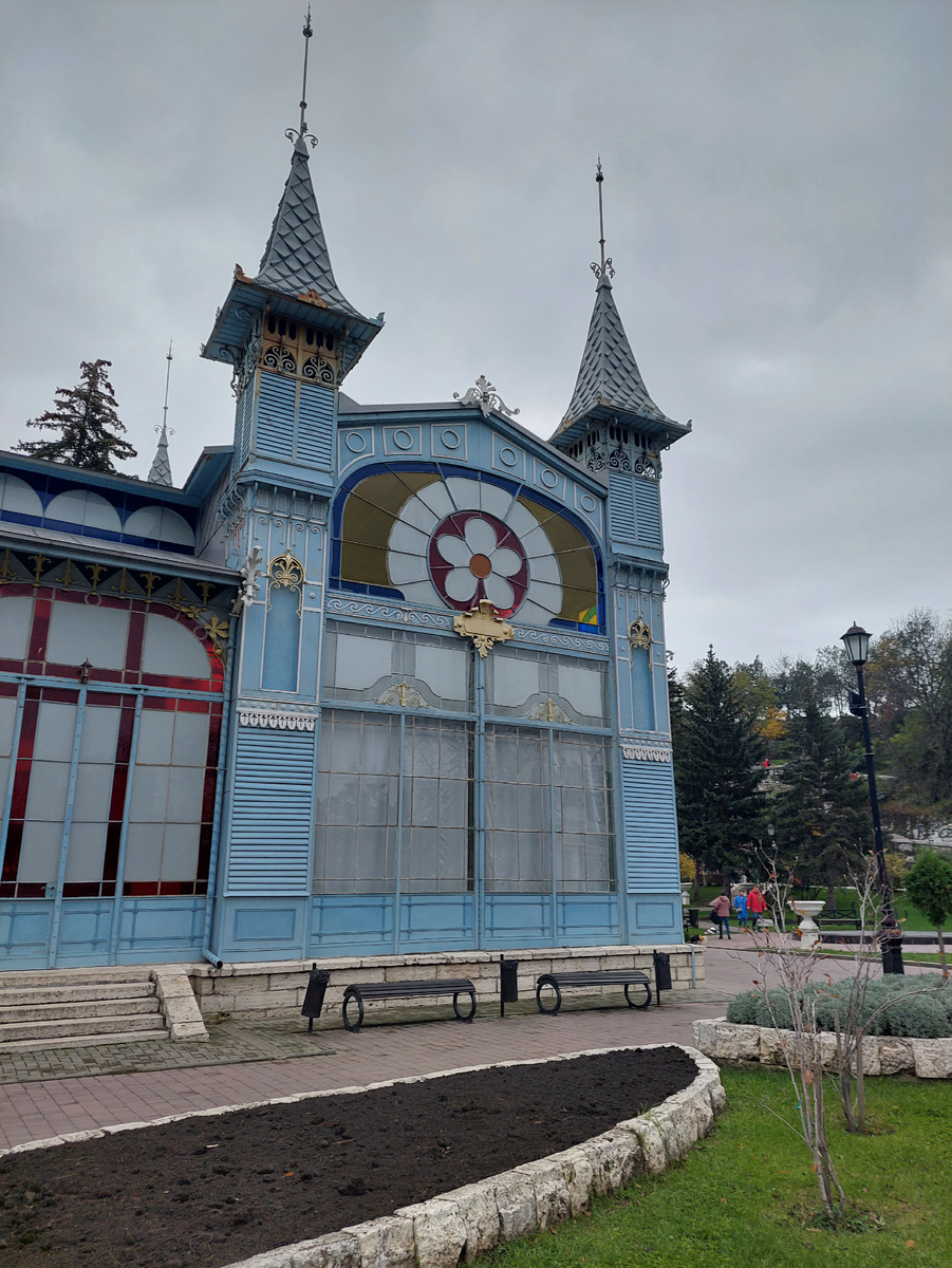 Парк Цветник. Галерея Лермонтова