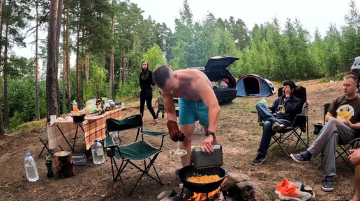 РАЗБИЛИ ПАЛАТОЧНЫЙ ГОРОД НА ОЗЕРЕ.ВОК В КАЗАНЕ НА КОСТРЕ. ЗАКРЫВАЕМ ЛЕТНИЙ СЕЗОН