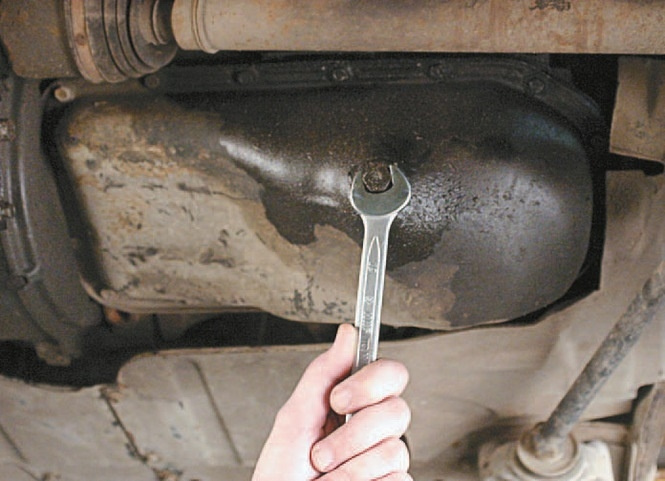 Гайка под ключ на 17.