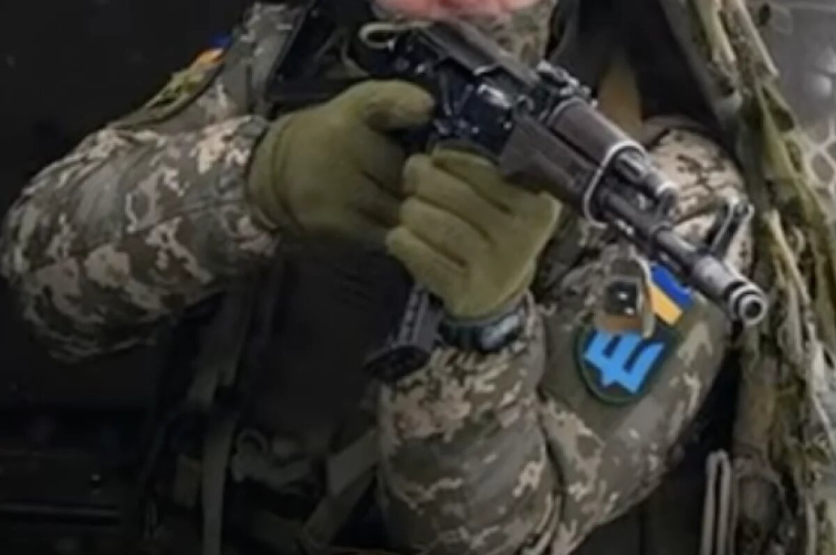    Боевика из «Айдара» освободили от службы из-за «беременности»